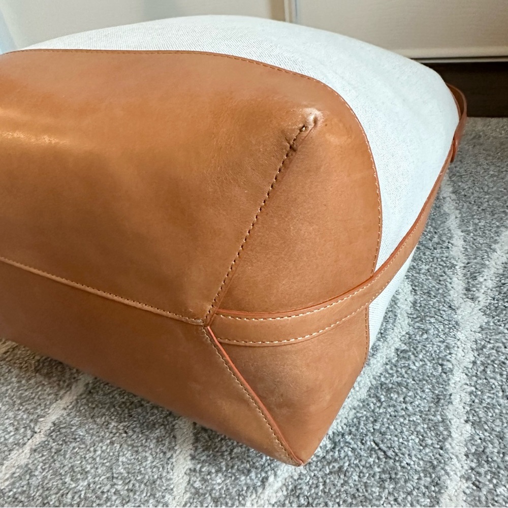 Mansur Gavriel Everyday Linen and Leather Canvas Bucket Bag in Tan - Picture 5 of 11